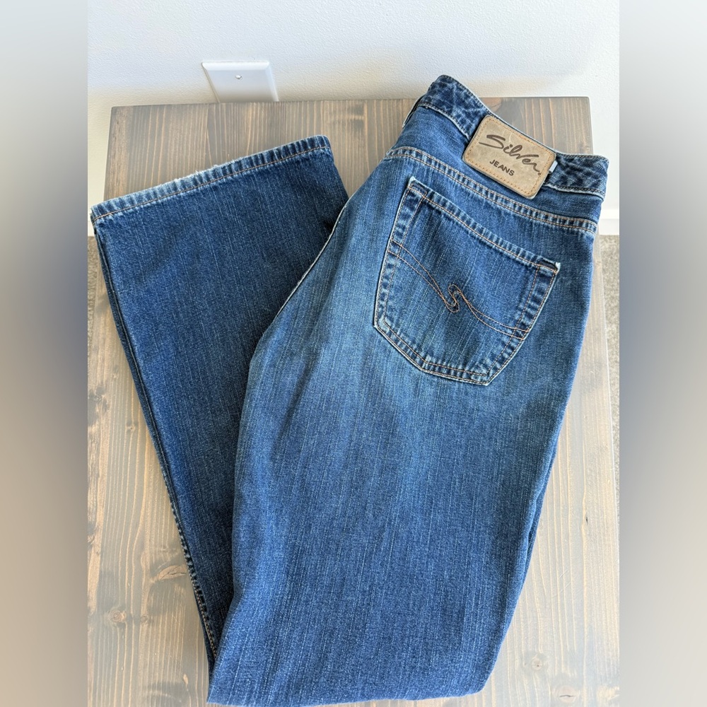 Vintage Silver jeans
Size 33